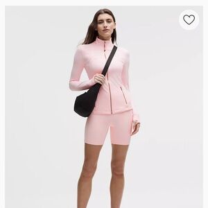 Lululemon Nulu Define Jacket size 8 NEW!